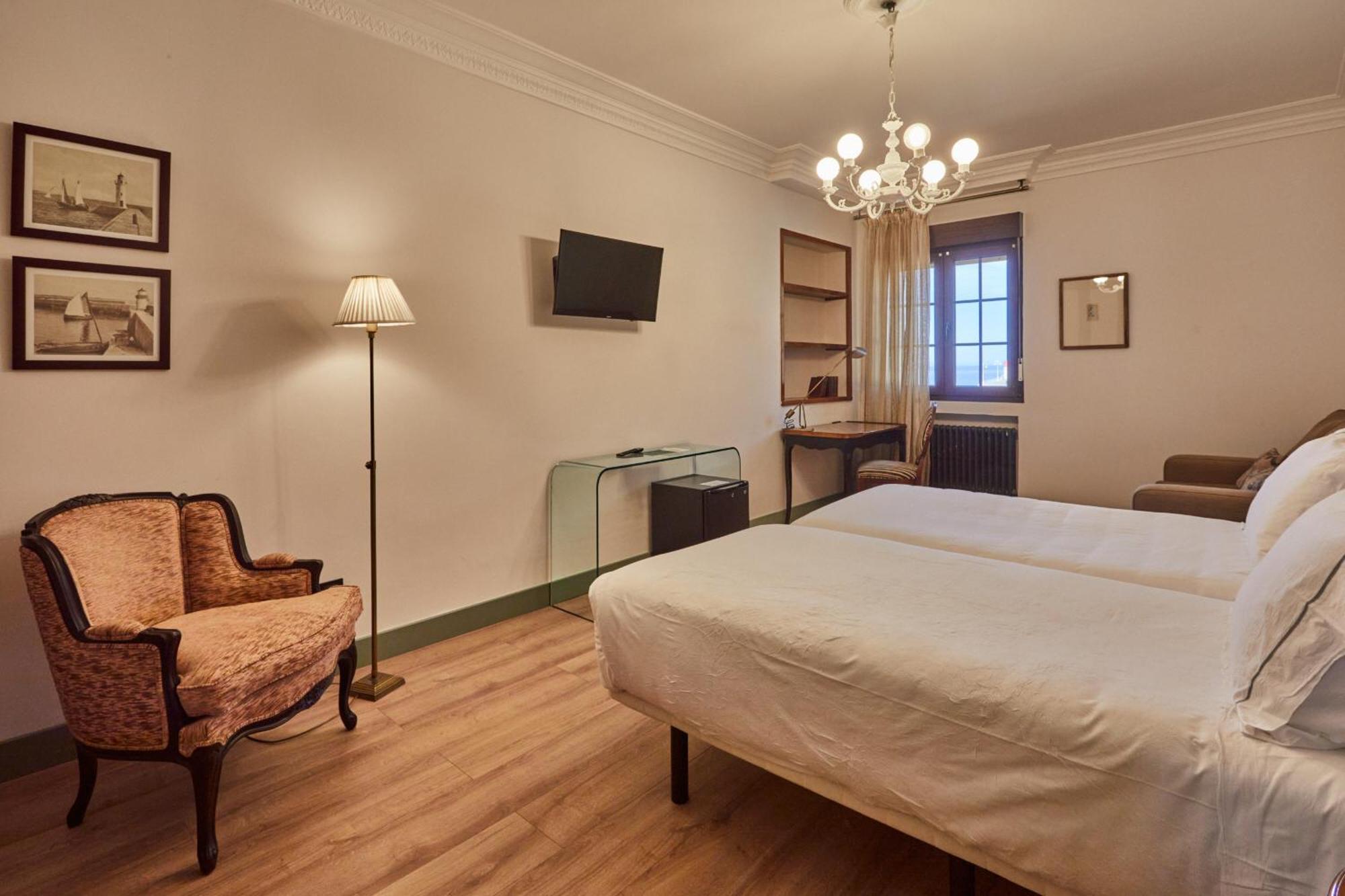 Classic Triple Room,1668058818:JPEG